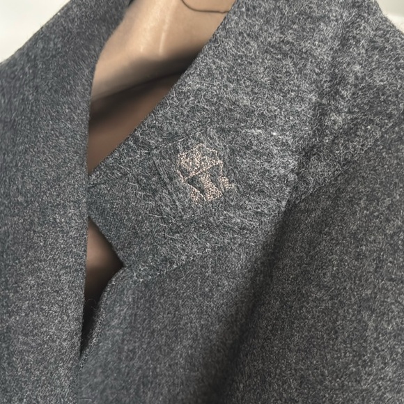 Brunello Cucinelli Gray Sport Coat with Notched Lapel - Picture 8 of 9